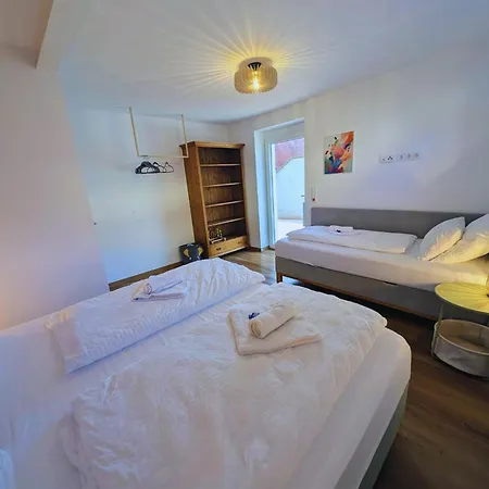 Frankenherz-apartments - Premium Mit Terrasse & Zwei Schlafzimmern, Nahe Playmobil-funpark, Self-check-in Διαμέρισμα