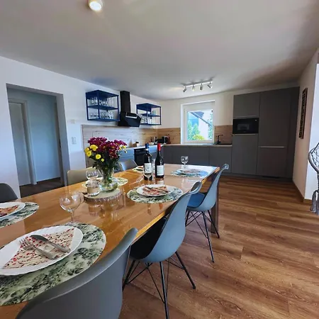 Apartment Frankenherz-apartments - Premium Mit Terrasse & Zwei Schlafzimmern, Nahe Playmobil-funpark, Self-check-in *