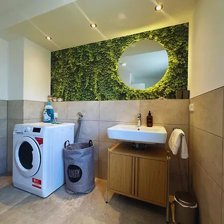 Frankenherz-apartments - Premium Mit Terrasse & Zwei Schlafzimmern, Nahe Playmobil-funpark, Self-check-in *