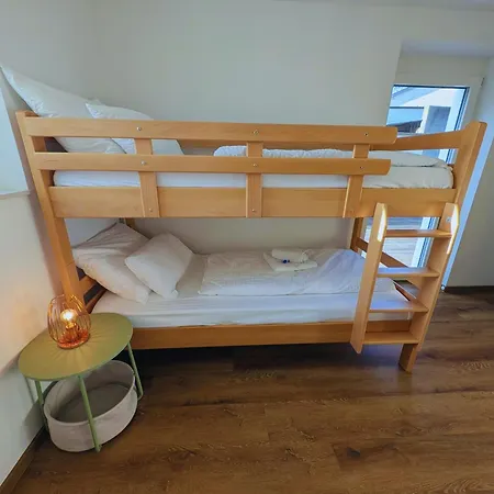 Apartamento Frankenherz-apartments - Premium Mit Terrasse & Zwei Schlafzimmern, Nahe Playmobil-funpark, Self-check-in Grosshabersdorf