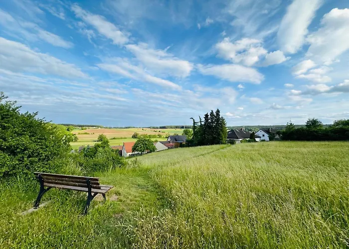 Frankenherz-apartments - Premium Mit Terrasse & Zwei Schlafzimmern, Nahe Playmobil-funpark, Self-check-in Grosshabersdorf